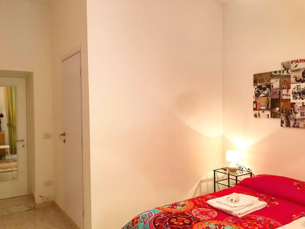 Casa G&G Pignasecca 2 Nel Cuore Di Napoli Eksteriør billede